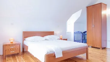 Stone Villa in Sumartin for 8 Guests