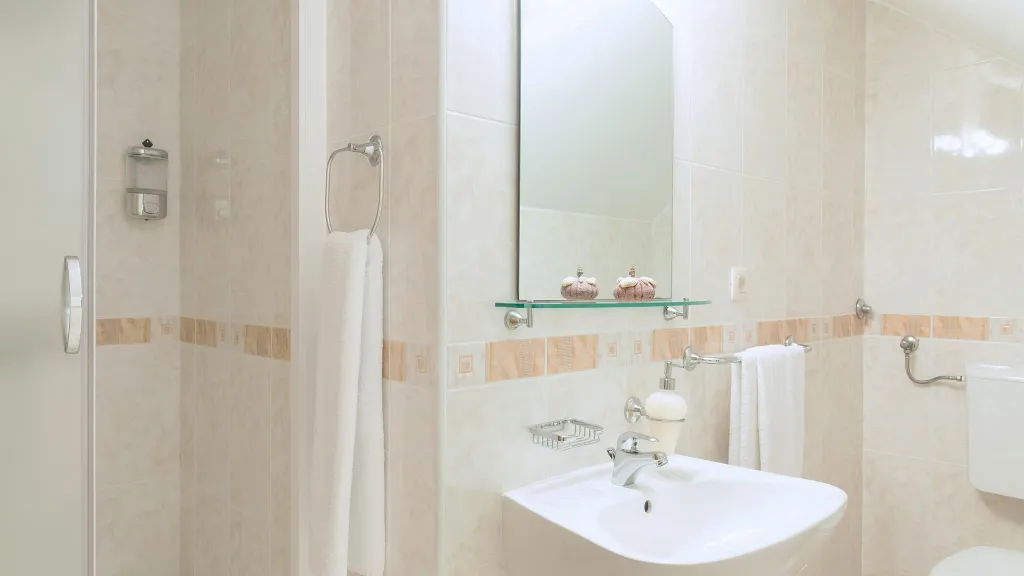 Stone Villa in Sumartin for 8 Guests