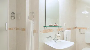 Stone Villa in Sumartin for 8 Guests