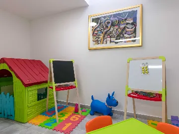 Villa with Pool in Milna for 8 Guests