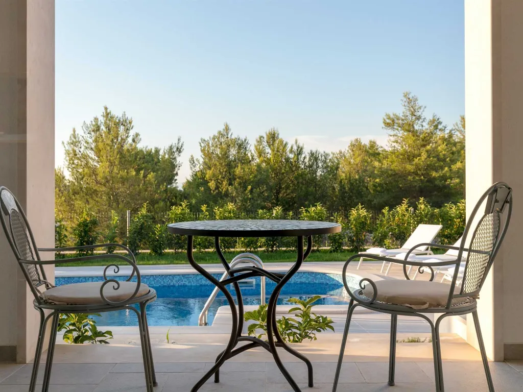 Villa with Pool in Milna for 8 Guests