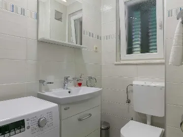 Villa with Pool in Milna for 8 Guests