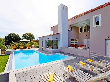 Villa with Heated Pool in Župa for 8 Guests