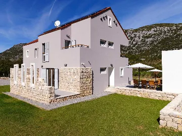 Villa with Heated Pool in Župa for 8 Guests
