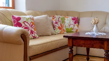 Villa for 10 in Sumartin