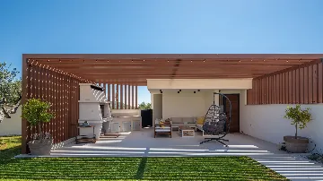 Seaview Villa with Pool in Primošten