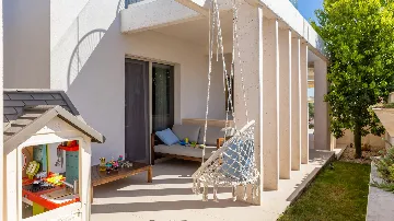 Seaview Villa with Pool in Primošten