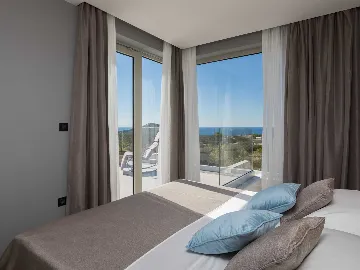 Seaview Villa with Pool in Primošten