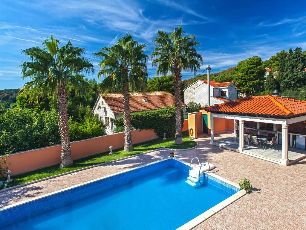Sumartin Villa with Private Pool