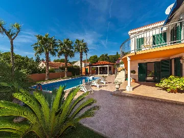 Sumartin Villa with Private Pool