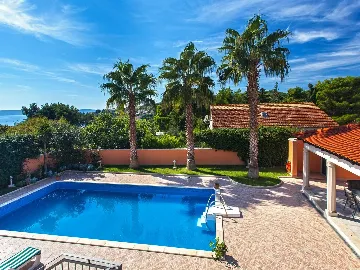 Sumartin Villa with Private Pool