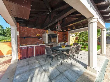 Sumartin Villa with Private Pool