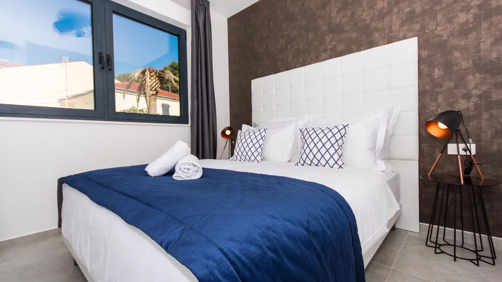 Sea View Two-Bedroom Apartment in Trogir