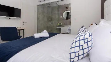 Two-Bedroom Apartment with Sea View Balcony in Trogir