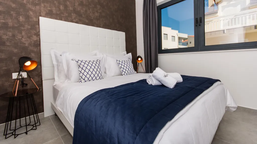 Two-Bedroom Apartment with Sea View Balcony in Trogir