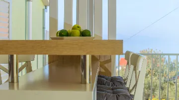 Sea View Apartment in Okrug Gornji