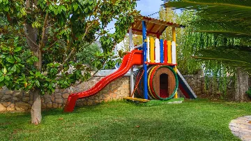 Sea View Apartment in Okrug Gornji