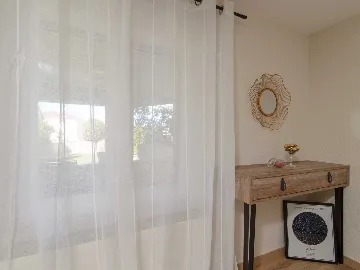 One-Bedroom Apartment with Terrace in Okrug Gornji