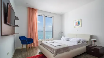 Duplex Apartment with Pool in Slatine