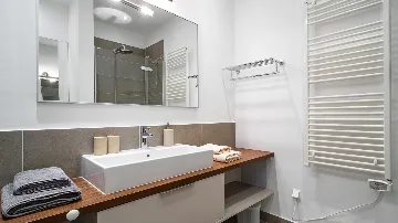 Duplex Apartment with Pool in Slatine