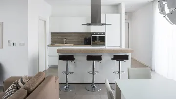 Duplex Apartment with Pool in Slatine