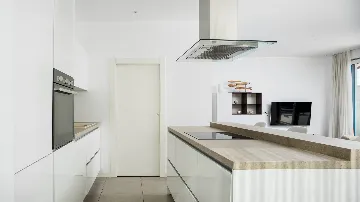 3-Bedroom Apartment with Pool in Slatine