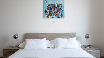 3-Bedroom Apartment with Pool in Slatine