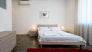 3-Bedroom Apartment with Pool in Slatine