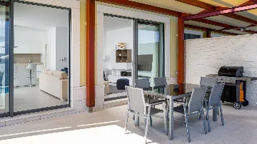 3-Bedroom Apartment with Pool in Slatine