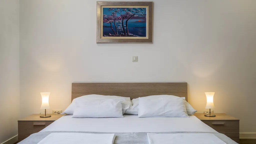 Three-Bedroom Apartment with Pool in Slatine