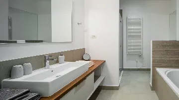 Three-Bedroom Apartment with Pool in Slatine