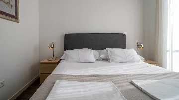 Sea View Apartment in Slatine for 6 Guests