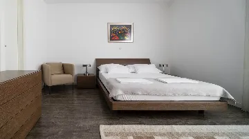 Sea View Apartment in Slatine for 6 Guests