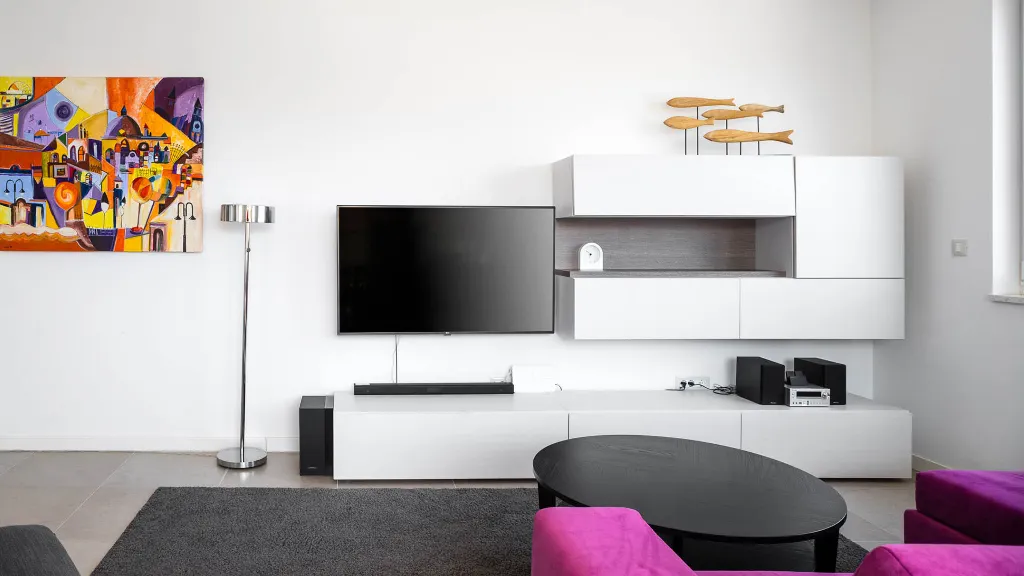Three-Bedroom Apartment with Sea View in Slatine