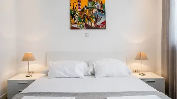 Three-Bedroom Apartment with Sea View in Slatine