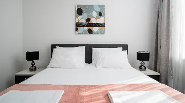 Two-Bedroom Apartment with Private Pool in Slatine