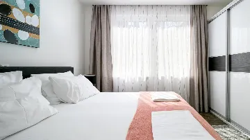 Two-Bedroom Apartment with Private Pool in Slatine