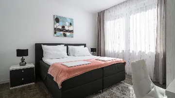 Two-Bedroom Apartment with Private Pool in Slatine