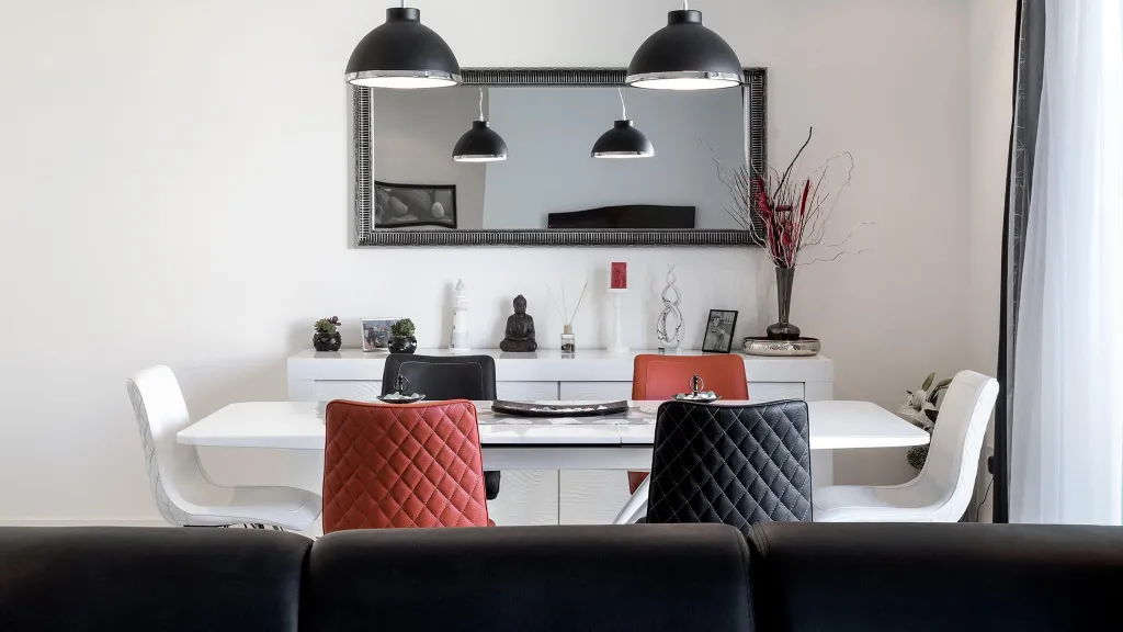 Sea View Apartment in Slatine for 4