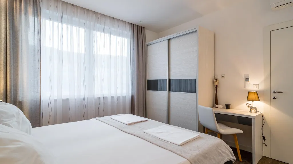 Two-Bedroom Apartment with Balcony in Slatine