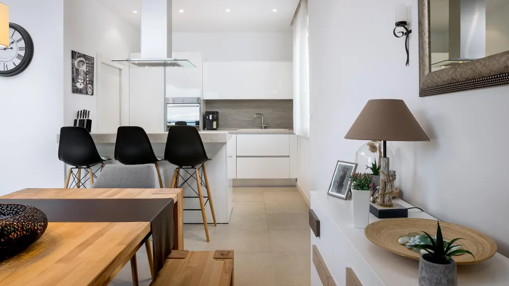 Two-Bedroom Apartment with Balcony in Slatine