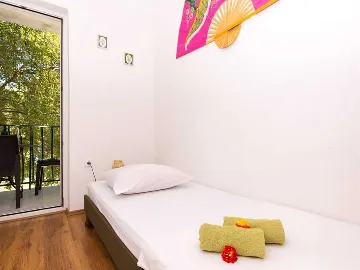 Two-Bedroom Apartment in Okrug Donji with Sea View Balcony