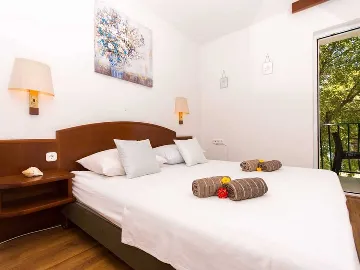 Two-Bedroom Apartment in Okrug Donji with Sea View Balcony