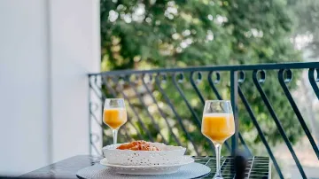 Sea View Apartment in Okrug Donji