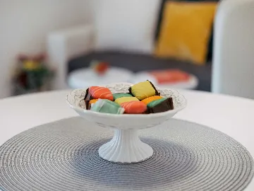 Sea View Apartment for 4 in Okrug Donji