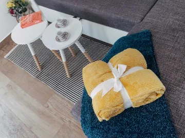 Sea View Apartment for 4 in Okrug Donji