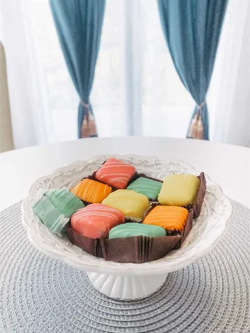 Sea View Apartment for 4 in Okrug Donji