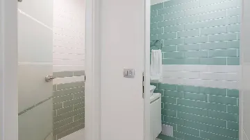 Modern Coastal Villa Retreat Okrug Gornji