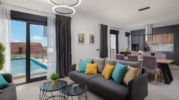 Modern Coastal Villa Retreat Okrug Gornji