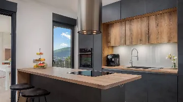 Modern Coastal Villa Retreat Okrug Gornji